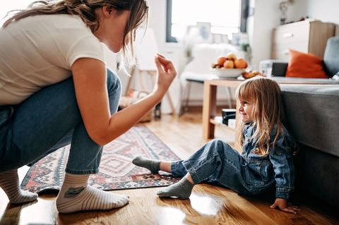Viele Eltern kämpfen mit Schuldgefühlen, wenn sie ihre Kinder anschreien