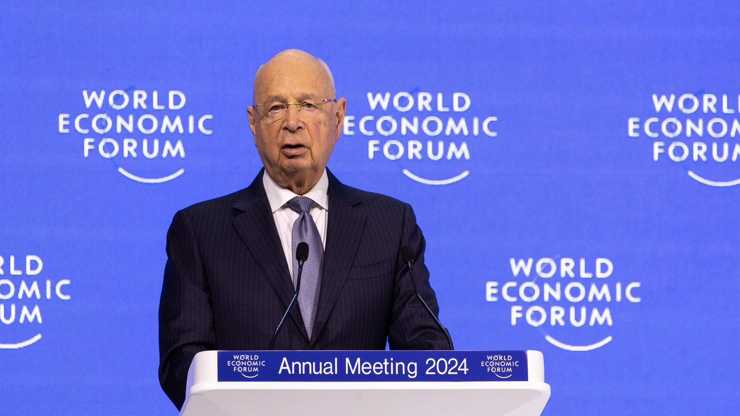 Klaus Schwab, Gründer des Weltwirtschaftsforums WEF, spricht auf der Eröffnungsveranstaltung
