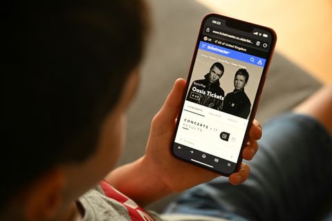 Kartenverkauf für Oasis auf der Plattform Ticketmaster