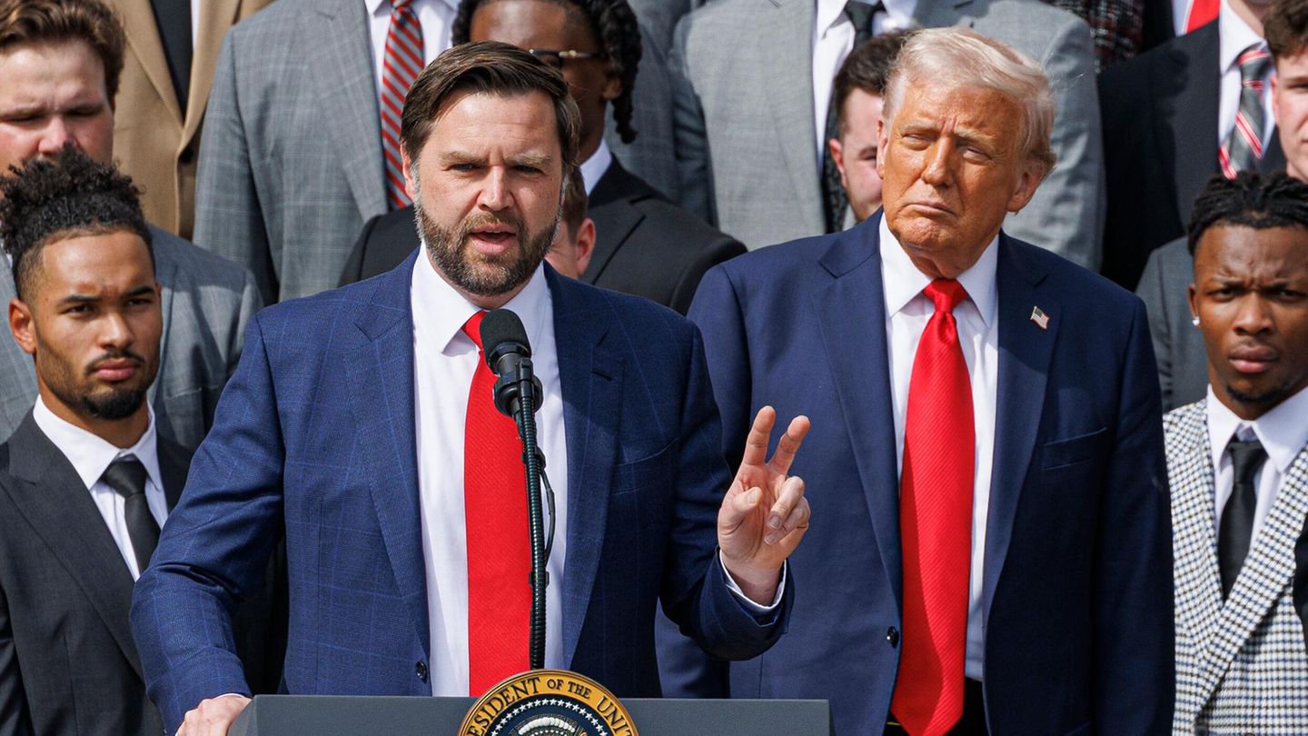 Donald Trump (r.) und sein Vize JD Vance