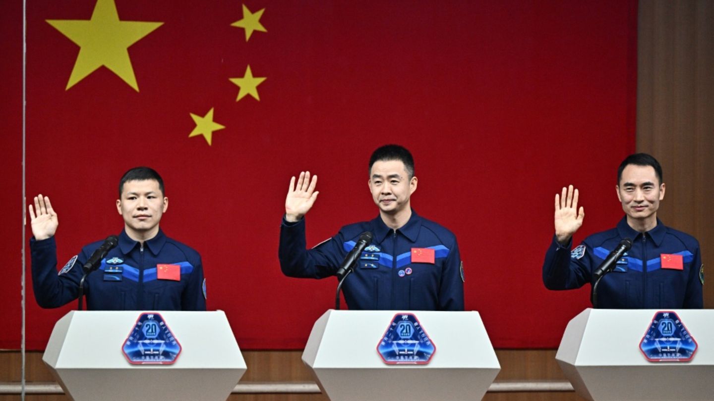 Die Astronauten der Mission Shenzhou-20