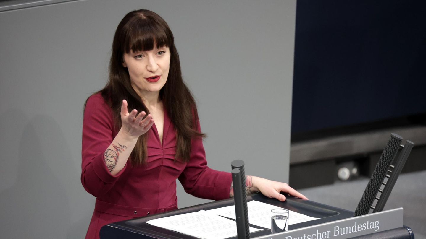 Umfrage: Heidi Reichinnek erstmals beliebteste Politikerin in Deutschland