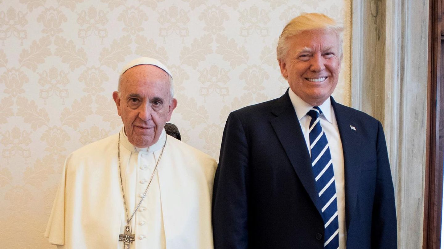 Zwei, die sich nie leiden konnten: Papst Franziskus (l.) und US-Präsident Donald Trump (r.) bei ihrem ersten und einzigen Treffen 2017
