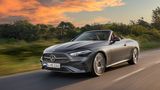 Mercedes CLE Cabrio  Noch vor Kurzem hatte Mercedes zahlreiche Cabrios im Angebot, doch die Nachfrage nach mobilen Sonnenterrassen schwindet. Der Mercedes CLE, eine elegante und sportliche Mischung aus C- und E-Klasse, hält die Fahne hoch. Los geht’s ab knapp über 62.000 Euro für den CLE 180 mit einem 125 kW/170 PS starken Vierzylinder – allerdings etwas schwachbrüstig