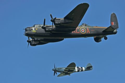 Britischer Bomber aus dem Zweiten Weltkrieg