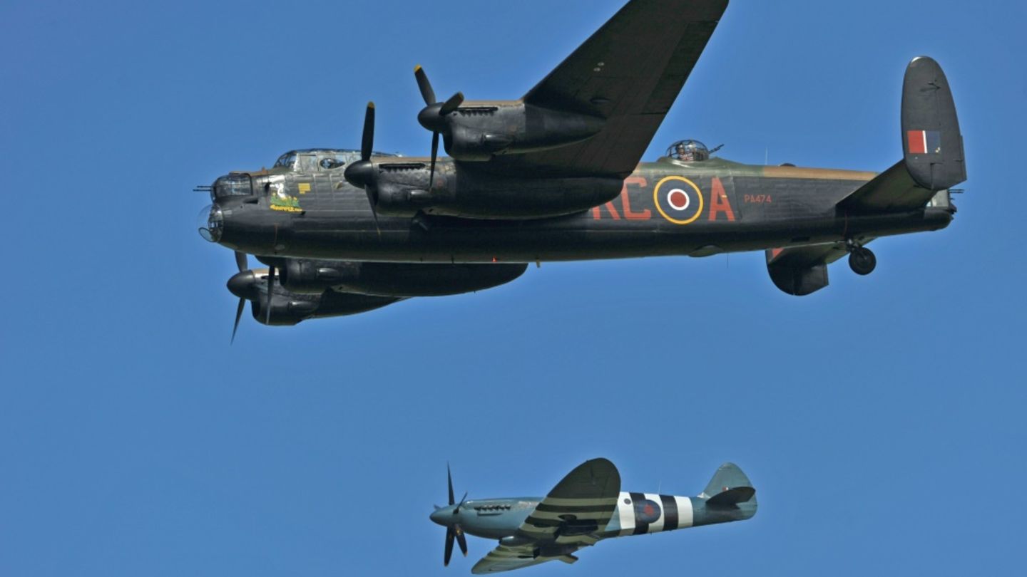 Britischer Bomber aus dem Zweiten Weltkrieg