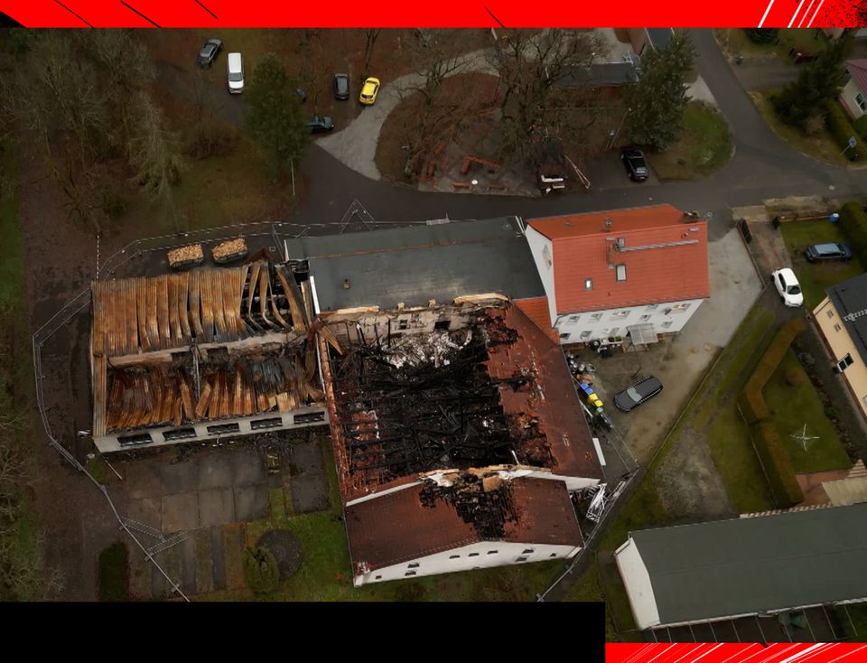 Wie das Gerippe eines riesigen Wals: die Überreste des Kulturhauses in Altdöbern, Brandenburg