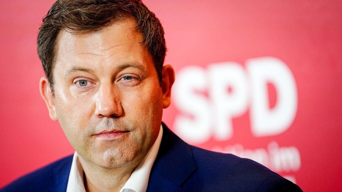 SPD-Chef: "Kurz vor der Klippe": Klingbeil spricht über Krebs