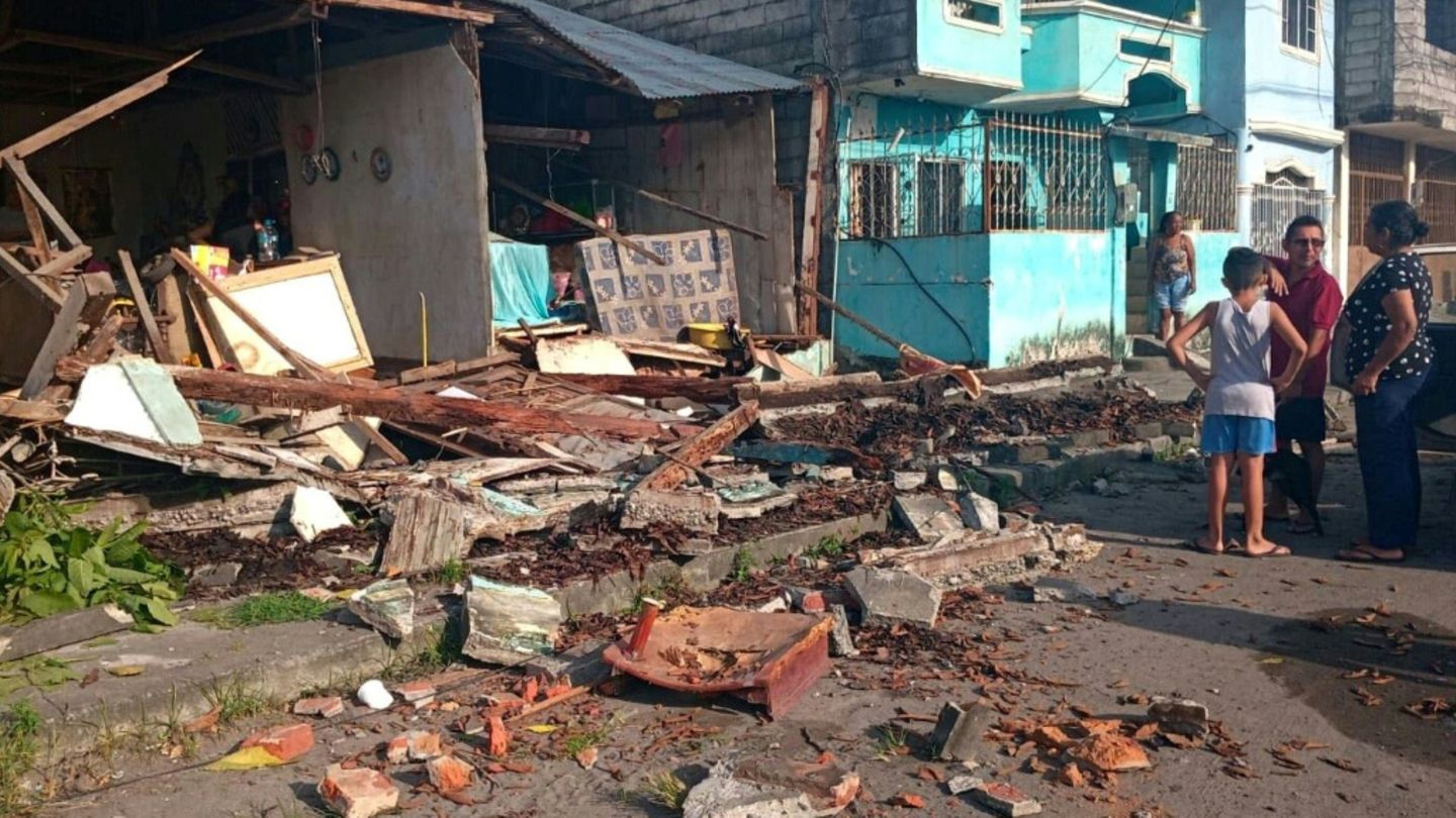 Erdbebenschäden in der ecuadorianischen Hafenstadt Esmeraldas