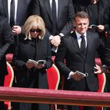 ... sein französischer Kollege Emmanuel Macron mit Frau Brigitte ...