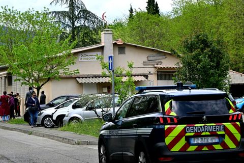 Polizeiauto am Tatort
