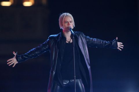 Der Sänger Shaman (Yaroslav Dronov) tritt auf einem Konzert in Moskau im September 2022 auf