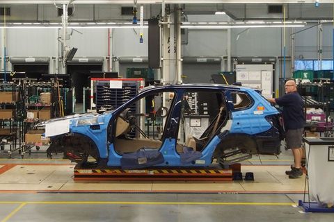 Trump: Die Zollerleichterung soll auch für ausländische Autobauer in den USA gelten, etwa für BMW