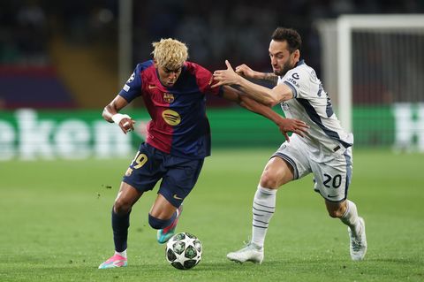 Champions League: Barcelonas Lamine Yamal und Inters Hakan Calhanoglu im Duell