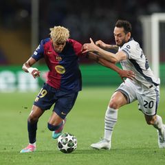 Champions League: Barcelonas Lamine Yamal und Inters Hakan Calhanoglu im Duell
