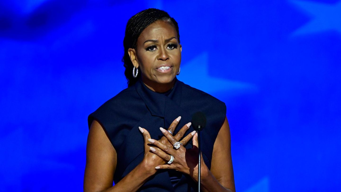 Michelle Obama about her artificial fertilization and the female burden