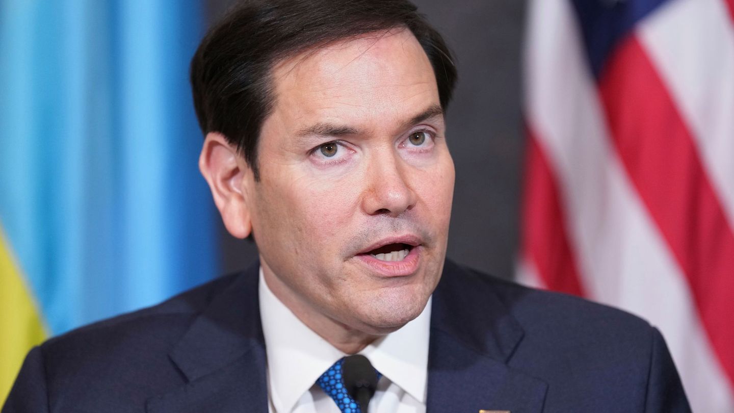Peace solution not in sight: Rubio: Russia and Ukraine “still far apart”