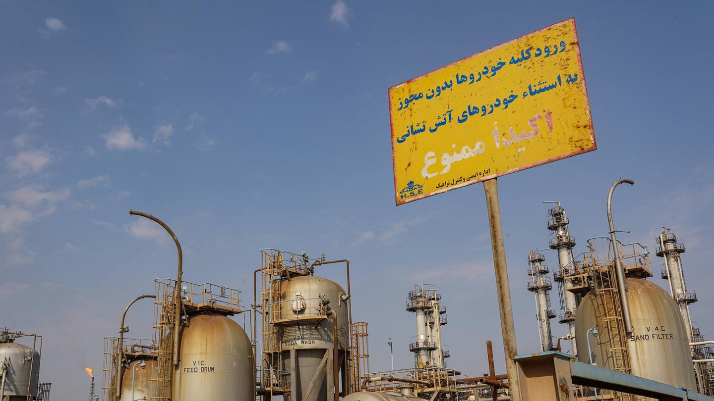 Trump erhöht Druck: Sanktionen gegen Irans Ölkunden