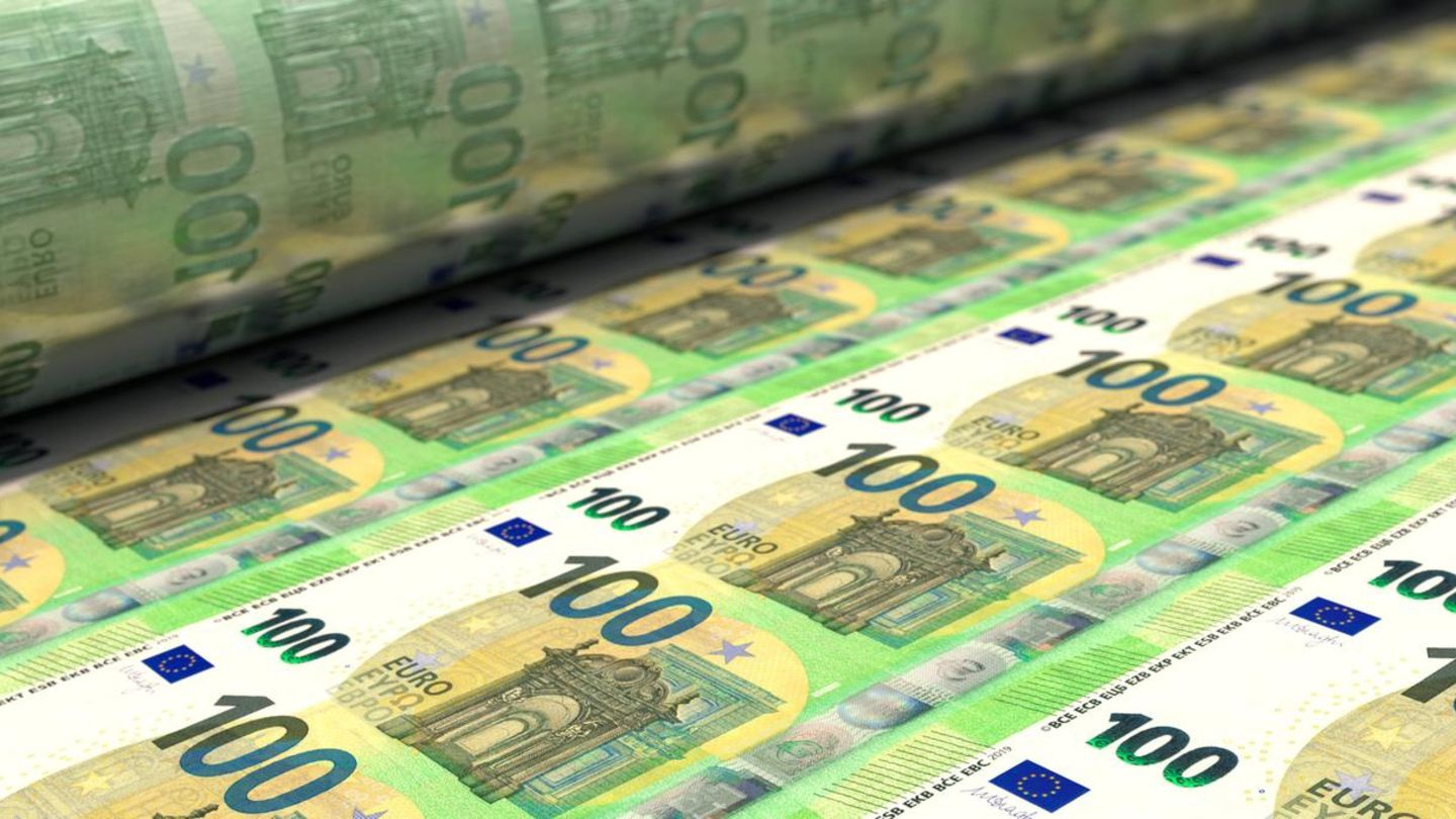 Geldanlage: Auch mit 50 Jahren kann man noch mehr Geld aus 100.000 Euro machen Auch mit 50 Jahren kann man noch mehr Geld aus 100.000 Euro machen