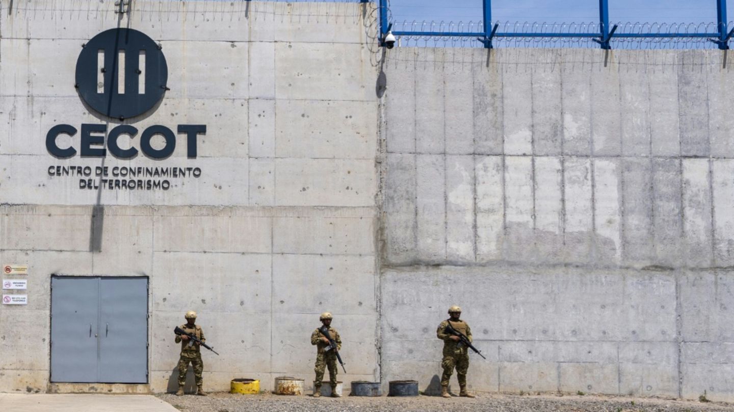 Hochsicherheitsgefängnis in El Salvador