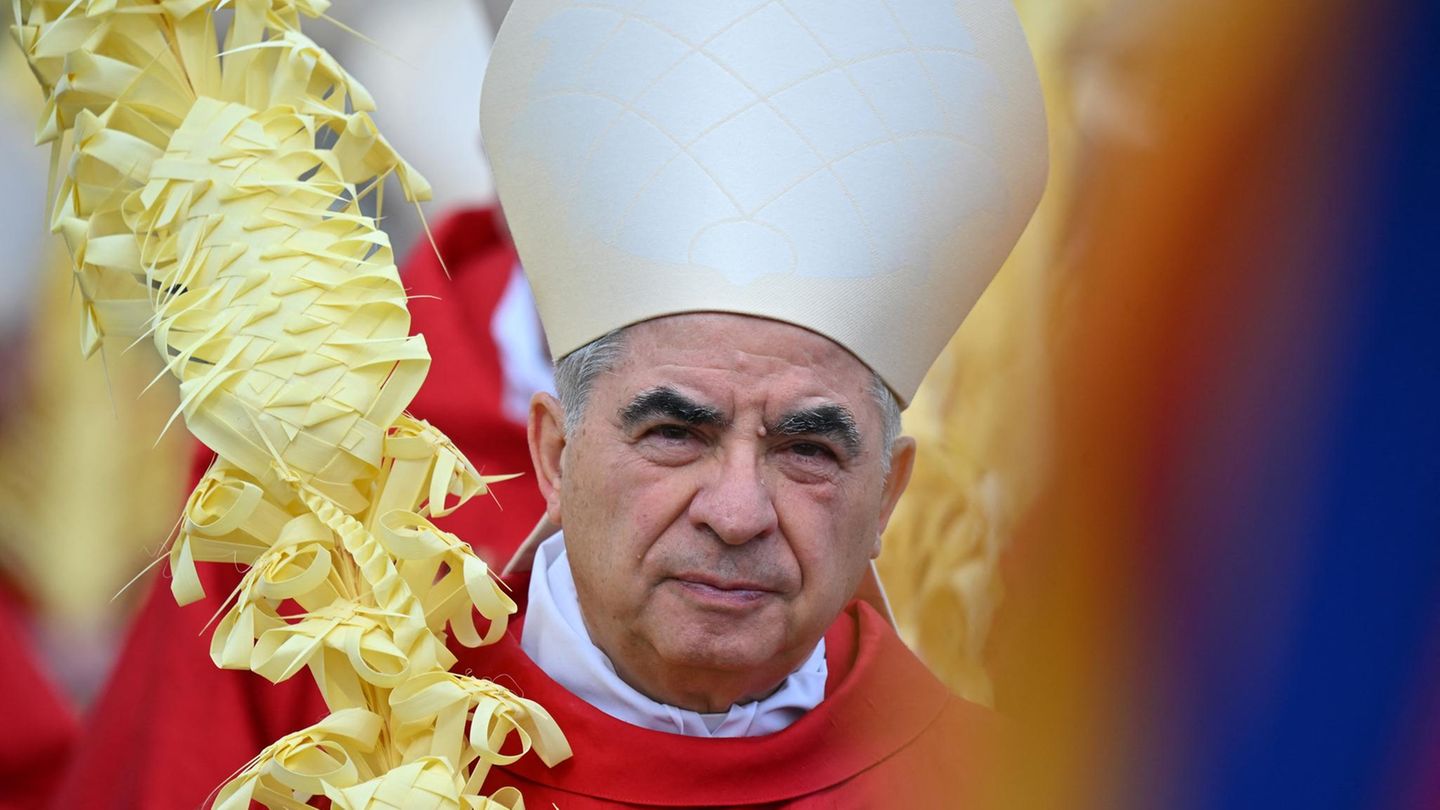 Kardinal Angelo Becciu Kardinal Angelo Becciu