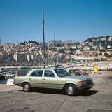 Mercedes S-Klasse in Farbe