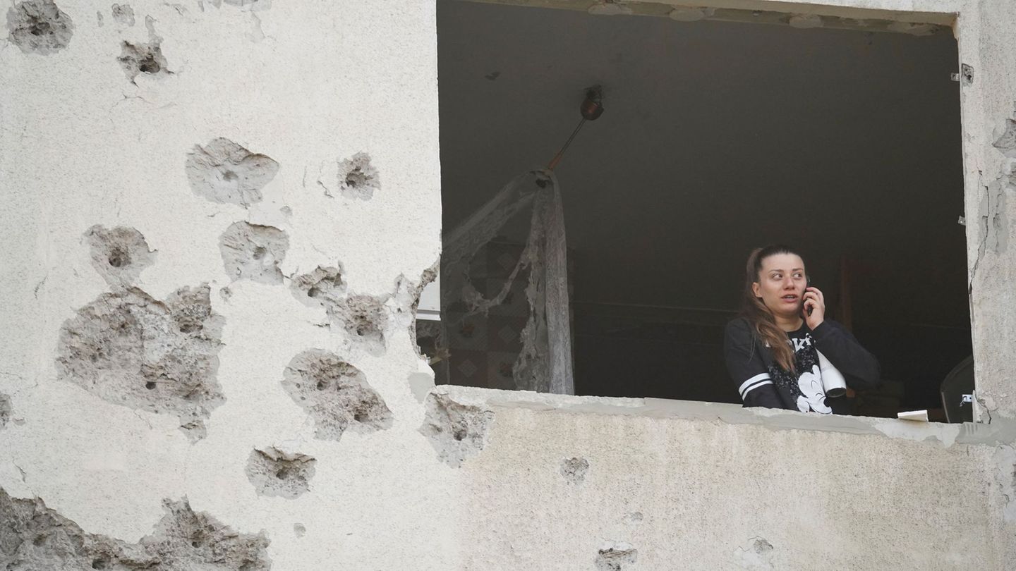 Russian attacks: drone swarms about Ukraine – dozens of injuries in Charkiw