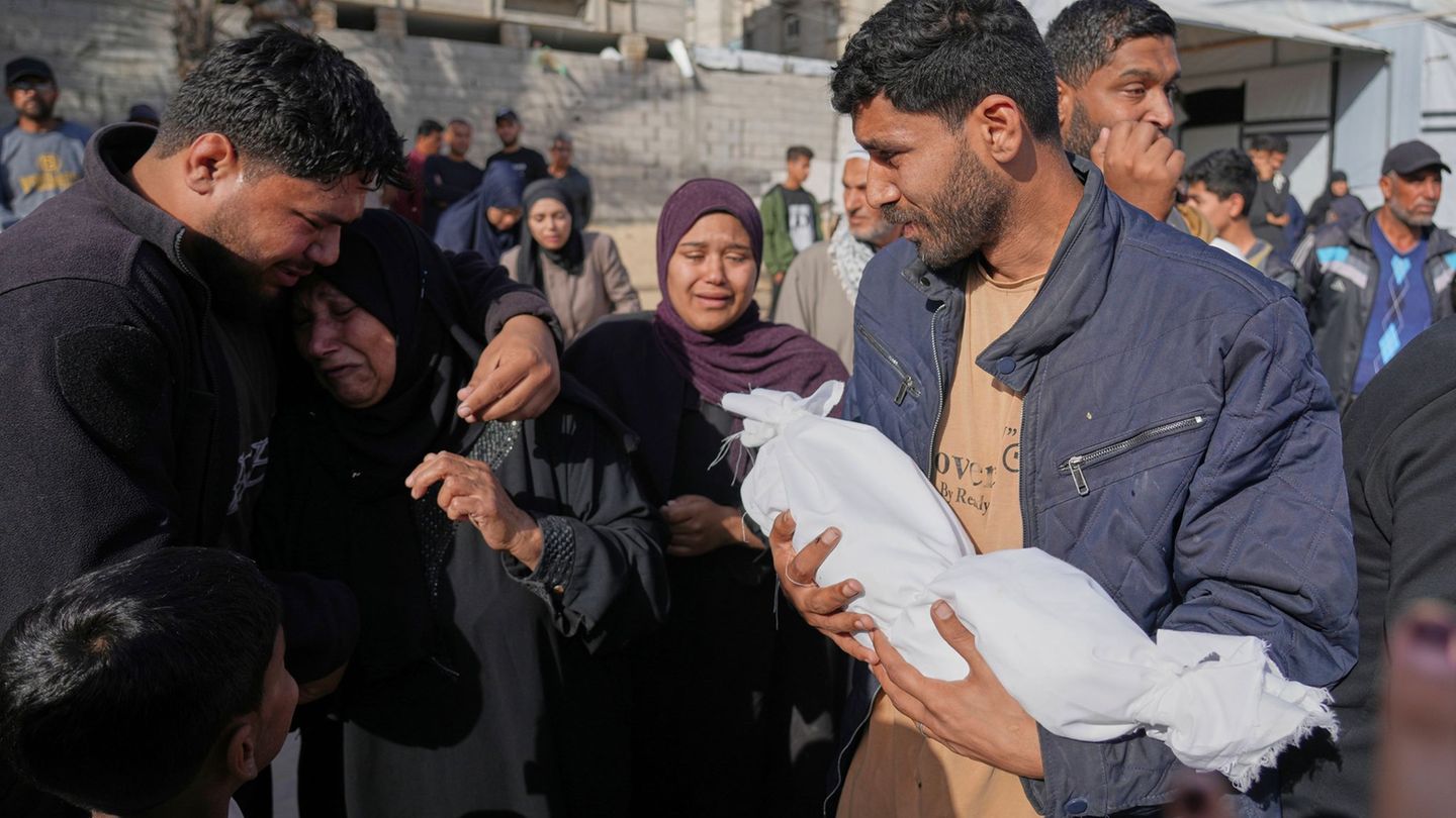 Gaza War: Israel is preparing tightening of the Gaza attacks