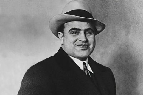 Al Capone lächelt ins Kamera