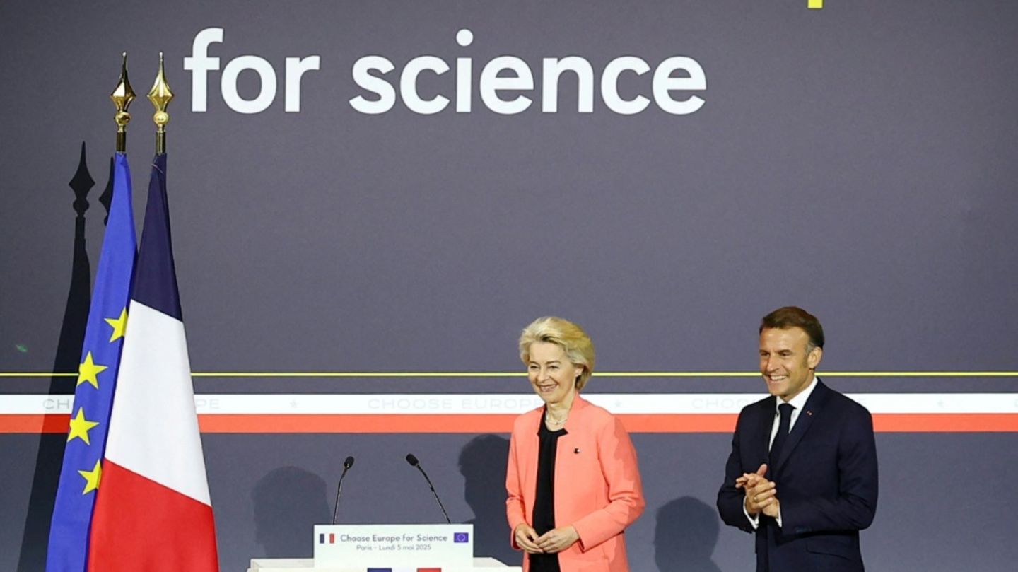 Von der Leyen und Macron in Paris
