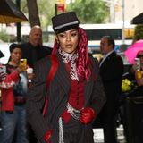 Schnappschuss der US-amerikanischen Schauspielerin Teyana Taylor auf dem Weg zur Met Gala vor dem Carlyle Hotel