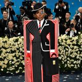 Für eine optische Täuschung sorgte der Auftritt von Netz-Celebrity Janelle Monae