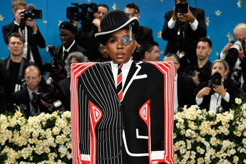 Für eine optische Täuschung sorgte der Auftritt von Netz-Celebrity Janelle Monae