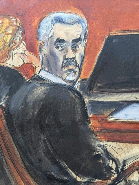 Gerichtszeichnung von P. Diddy, er dreht sein Gesicht nach hinten zum Betrachter
