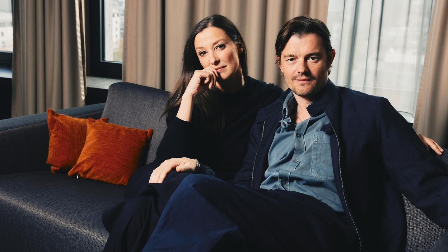 Wie Sich Alexandra Maria Lara Und Sam Riley Ihr Gl ck Erhalten STERN de