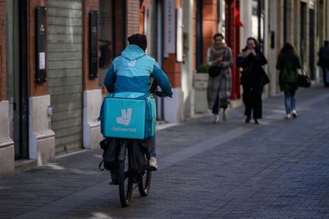 Deliveroo-Lieferfahrer