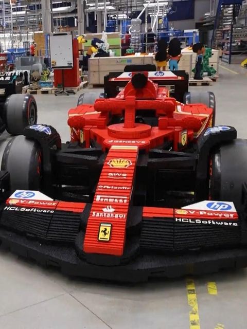 Bis zu 20km/h schnell: Dieses Formel-1-Auto besteht aus 400.000 Legosteinen – und kann fahren