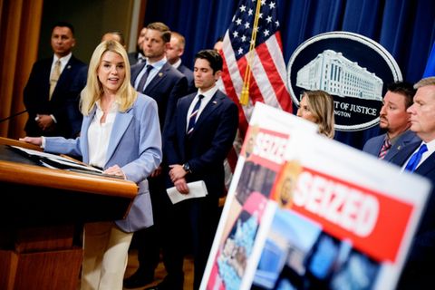 US-Justizministerin Pam Bondi bei Pressekonferenz in Washington
