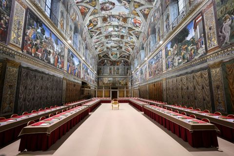 Der neue Papst wird in der Sixtinischen Kapelle gewählt