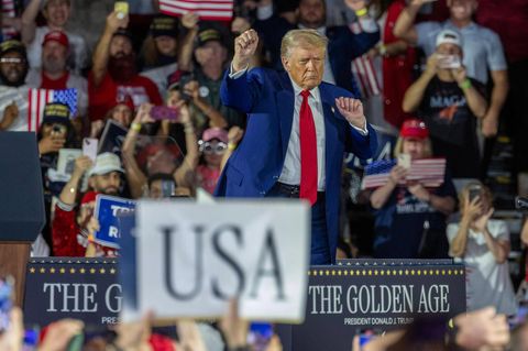 Donald Trump auf einer Kundgebung in Michigan