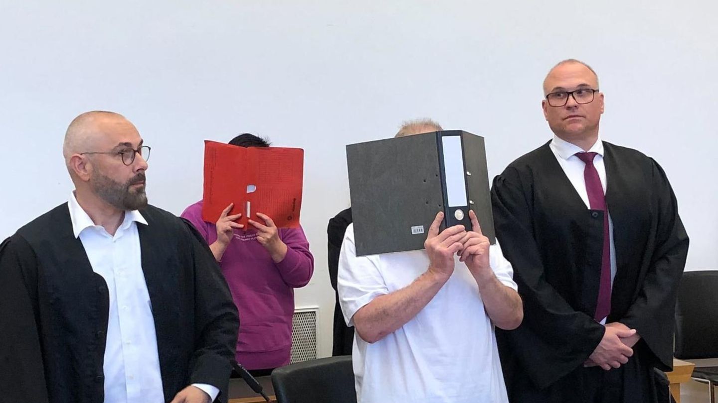 Angeklagte wegen Todes einer Frau vor dem Landgericht Gießen