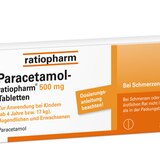 Paracetamol ist einer der unbedenklichsten Wirkstoffe bei leichten bis mittelstarken Schmerzen und geeignet gegen Fieber, auch bei Kindern. Es hilft jedoch nicht bei Entzündungen. Im Vergleich zu ASS ist Paracetamol magenverträglicher, sollte aber in den empfohlenen Mengen eingenommen werden (Erwachsene: 500 bis 1000 mg, Kinder bis sechs Jahre: 200 bis 300 mg, Kinder bis zwölf Jahre: 400 bis 600 mg). Dennoch sollte man vorsichtig sein, da der Wirkstoff die Leber belastet. Daher ist Paracetamol bei Katerkopfschmerzen wenig angebracht.