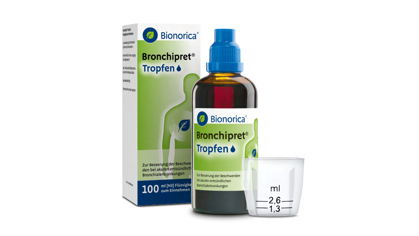 Eine Erkältung mit ständig trockenem Husten und schmerzenden Bronchien? Dann könnte das der Anfang einer Bronchitis sein. Kurzfristig hilft in diesem Stadium ein Hustenstiller, in der später einsetzenden sogenannten produktiven Phase bildet sich in den unteren Atemwegen Schleim, dessen Aushusten der Arzt als Auswurf bezeichnet. Hustenlöser sind hier das Mittel der Wahl, um den Schleim zu lösen, ihn leichter abhusten zu können und das Wohlbefinden zu steigern. Naturheilmittel wie Bronchiret setzen auf die Heilwirkung von Thymian und Efeu.  Der Bronchipret Thymian Efeu Sirup ist laktosefrei und glutenfrei. Wer unter einer Birkenpollen-Beifusspollen-Sellerie-Allergie leidet, könnte allerdings mit einer Kreuzallergie auf Thymianzubereitungen reagieren. Auch bei Lippenblütler-Allergikern sind Kreuzreaktionen auf Thymian möglich.