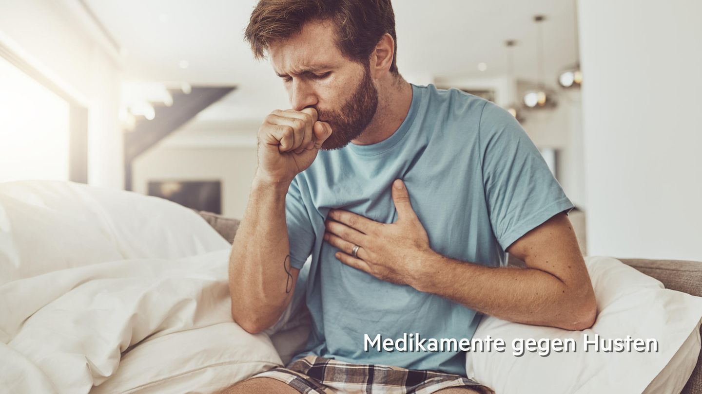 Die in den Präparaten enthaltenen ätherischen Pflanzenöle regen die Tätigkeit der Flimmerhärchen in der Nasen- und Bronchialschleimhaut an. Die Mittel können das Atmen erleichtern und dazu beitragen, dass der Schleim leichter abtransportiert wird. Werden die Mittel auf die Haut aufgetragen oder in heißem Wasser gelöst, verdunsten die ätherischen Öle rasch und reichern sich in der Raumluft an. Bei Erkältungen, vor allem bei Schnupfen und Husten, kann dies das Atmen erleichtern.  Dextrometorphan dämpft den Hustenreiz. Nur bei trockenem Reizhusten und nur einige Tage anwenden. Sobald Schleim abgehustet werden kann, der Husten also "produktiv" wird, sollten Sie auf hustenstillende Mittel verzichten. Lutschtabletten sollten Sie Kindern unter sechs Jahren nicht geben.            Acetylcystein (ACC) oder Ambroxol sollen dazu beitragen, dass sich festsitzender Schleim in den Bronchien löst und leichter abgehustet werden kann. Mehr als eine unterstützende Wirkung bei Husten ist von diesen Mitteln nicht zu erwarten. Sie dürfen Kindern unter zwei Jahren in geeigneter Dosierung und nur nach ärztlicher Anweisung verabreicht werden. 