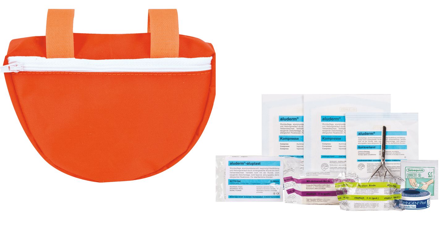 Unfälle mit dem Rad gehen selten ohne blutende Schürfunden aus, oft gleich mehrere, manchmal kombiniert mit Verstauchungen. Dieses Erste Hilfe Set von Söhngen lässt sich mit Klettverschlüssen direkt am Rad oder Satteltaschen anbringen. Rund 50 Euro sind kein Schnäppchen, aber für alle Freunde längerer Radtouren möglicherweise eine gute Investition.