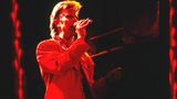 David Bowie auf der Bühne bei einem Konzert in Berlin 1987
