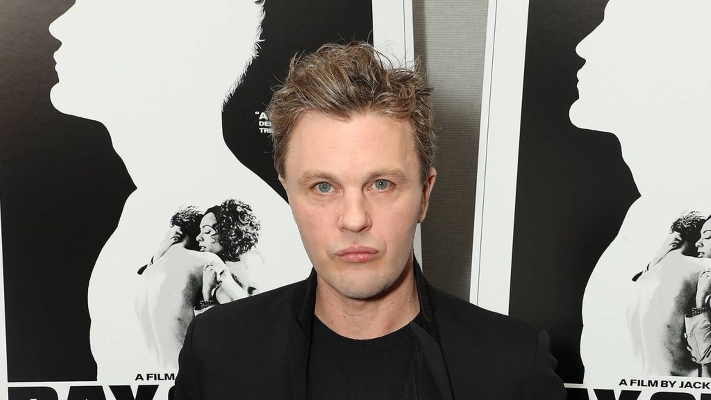 Allegations of sexual and domestic violence: film and series star Michael Pitt arrested