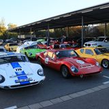 Der begeisterte Motorsportler Heinz Melkus fuhr schon in den Fünfzigerjahren Wettbewerbe auf VW oder Veritas und ging bis 1977 bei mehr als 200 Rennen an den Start. Neben dem Betrieb einer Fahrschule in Dresden baute Heinz Melkus eine Sportwagenmanufaktur auf und verwirklichte seinen Traum: den RS 1000. Der Flügeltürer wurde von 1969 bis 1979 auf Initiative des DDR-Rennsportverbandes ADMV in Kleinserie gebaut und stand zuerst nur ausgewählten Rennfahrern, die eine entsprechende Lizenz vorweisen konnten, zur Verfügung. Später kamen dann einige wenige Privatleute in den Genuss des Zweitakt-Flitzers. Trotzdem konnten die 101 gebauten Exemplare nicht einmal annähernd die Nachfrage decken.