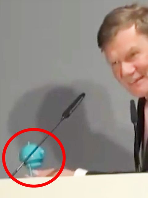 Außenminister Johann Wadephul bei seiner Antrittsrede vor einem Pult
