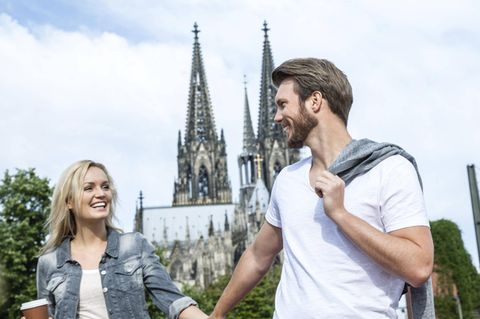 Ade, Kirchensteuer: In Deutschland kann der Kirchenaustritt bares Geld sparen